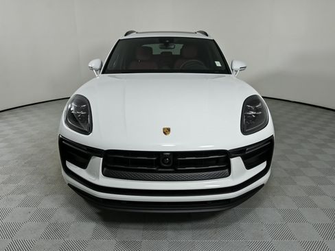 New 2025 Porsche Macan image 35