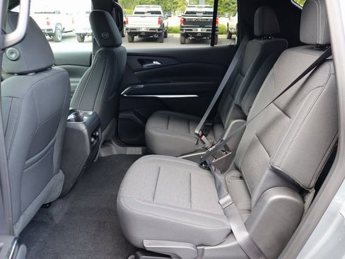 New 2026 Chevrolet Traverse LT w/ Driver Confidence Package image 21