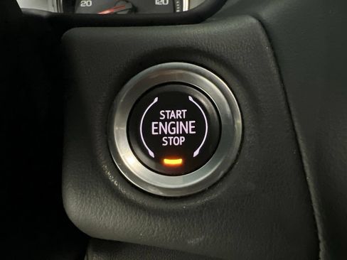 Used 2021 Chevrolet Suburban LS AWD/4WD image 14