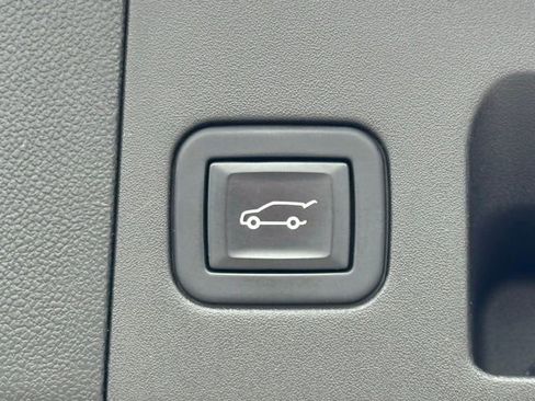 Certified 2023 Cadillac XT5 Premium Luxury w/ Technology Package image 39