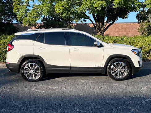 Used 2019 GMC Terrain SLT w/ Preferred Package FWD image 5