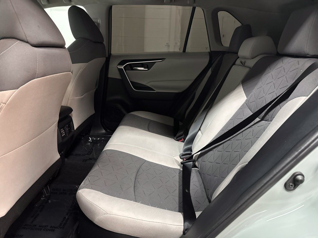 Used 2020 Toyota RAV4 XLE w/ Convenience Package AWD/4WD image 22
