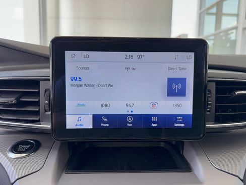 Used 2023 Ford Explorer XLT w/ Equipment Group 202A AWD/4WD image 19