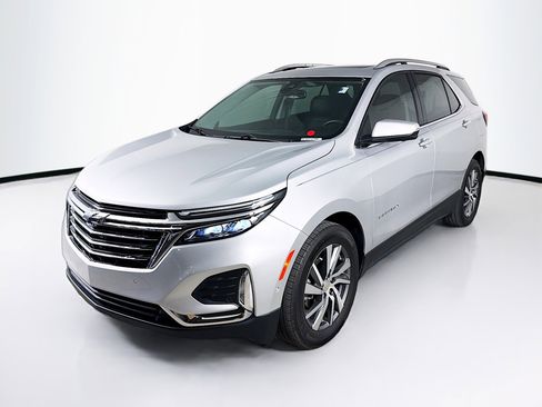 Used 2022 Chevrolet Equinox Premier image 4