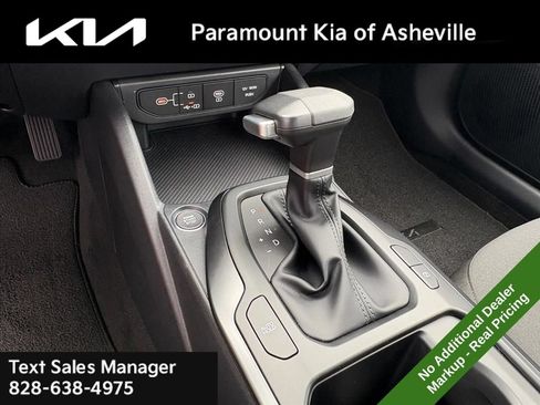New 2026 Kia K4 FWD image 27