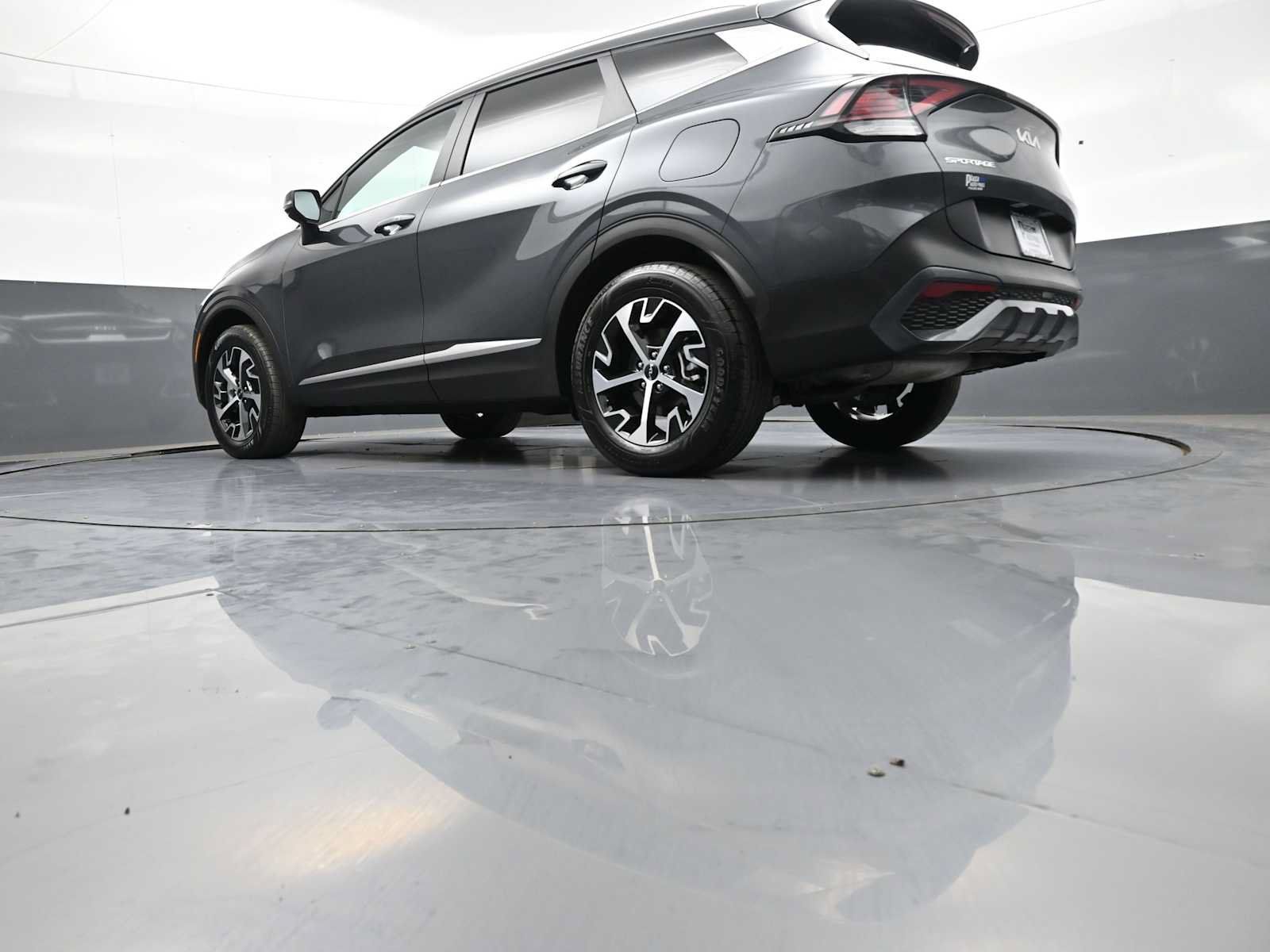Certified 2023 Kia Sportage EX AWD/4WD image 31