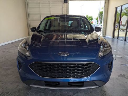 Used 2022 Ford Escape SE FWD image 9