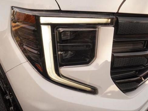 Used 2024 GMC Sierra 1500 Elevation w/ X31 Off-Road Package image 28