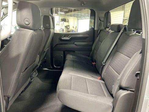 Used 2023 Chevrolet Silverado 1500 LT image 23