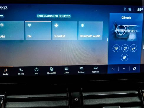 Used 2024 Lincoln Navigator Premiere AWD/4WD image 25