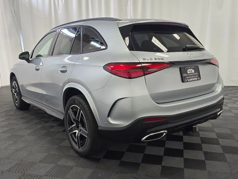New 2026 Mercedes-Benz GLC 300 GLC 300 image 4
