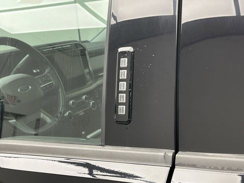 Used 2023 Ford F250 Lariat w/ Lariat Ultimate Package image 8