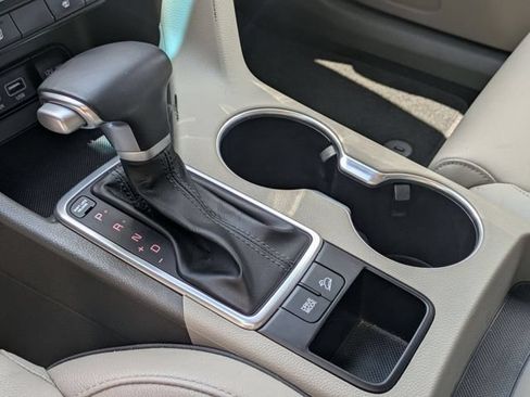 Used 2019 Kia Sportage EX FWD image 18