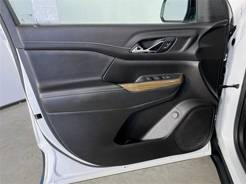 Certified 2021 GMC Acadia SLE w/ Driver Convenience Package image 22