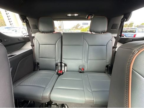 New 2026 GMC Yukon AT4 w/ AT4 Premium Plus Package AWD/4WD image 16