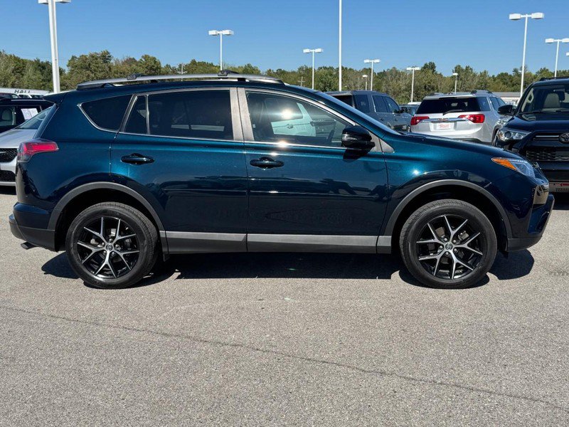 Used 2017 Toyota RAV4 SE w/ Power Extra Value Package AWD/4WD image 2