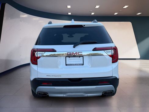 Used 2021 GMC Acadia SLT w/ Technology Package image 4