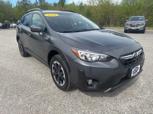 Used 2021 Subaru Crosstrek 2.0i Premium w/ Moonroof Package AWD/4WD image 9