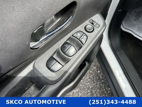 Used 2024 Nissan Kicks SV image 21