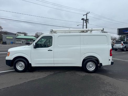 Used 2019 Nissan NV 3500 S image 11