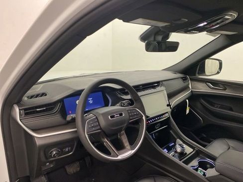 New 2026 Jeep Grand Cherokee L Limited image 7