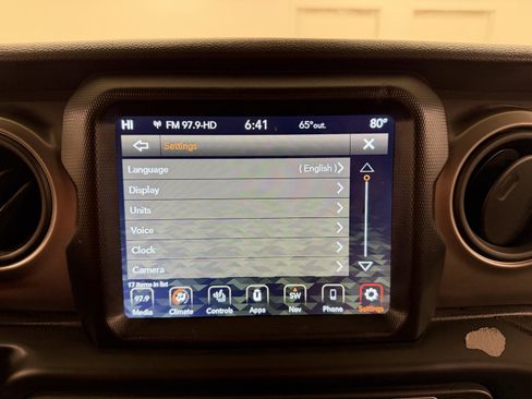 Used 2021 Jeep Wrangler Unlimited Sport image 29