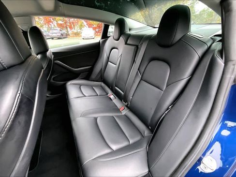 Used 2022 Tesla Model 3 Long Range image 20