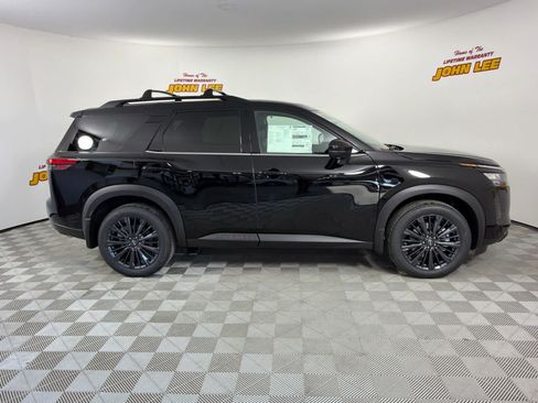 New 2026 Nissan Pathfinder SL w/ SL Premium Package FWD image 7