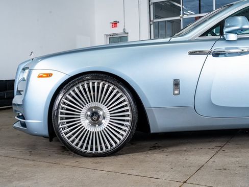 Used 2017 Rolls-Royce Wraith image 10