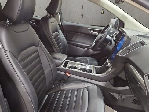 Used 2024 Ford Edge SEL w/ Convenience Package image 21