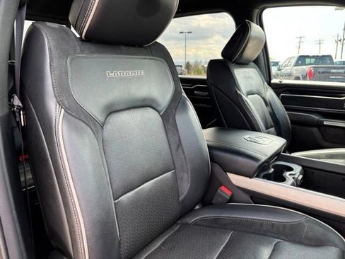 Used 2019 RAM 1500 Laramie w/ Sport Appearance Package AWD/4WD image 21