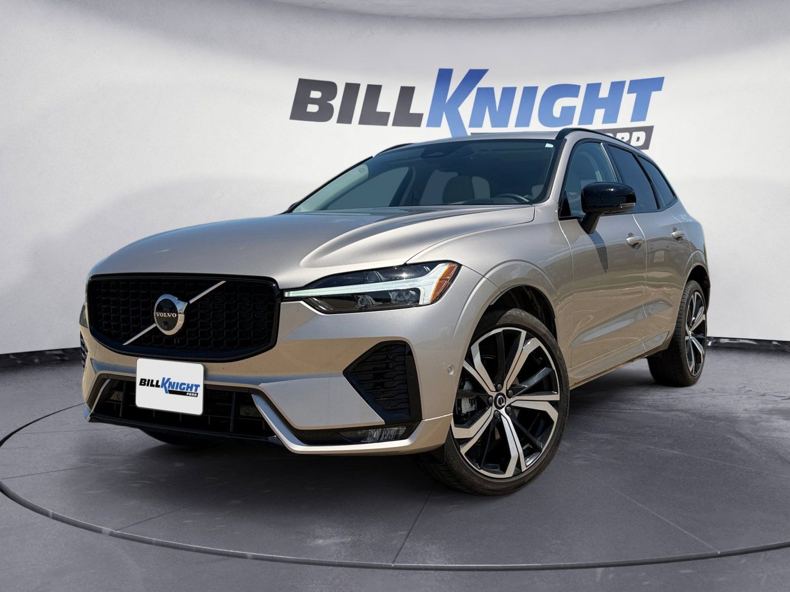 Used 2025 Volvo XC60 B5 Ultra w/ Protection Package Premier AWD/4WD image 1
