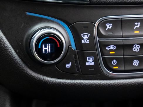 Used 2024 Chevrolet Equinox RS image 21