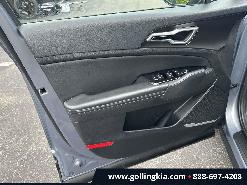 Certified 2024 Kia Sportage EX FWD image 13