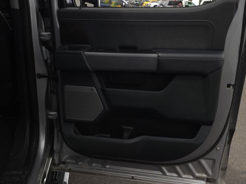 Used 2021 Ford F150 Lariat image 28