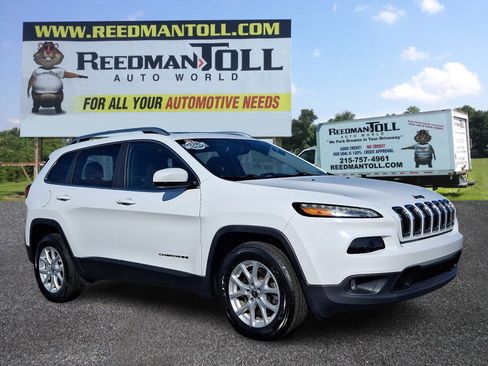 Used 2017 Jeep Cherokee Latitude w/ Comfort/Convenience Group image 1