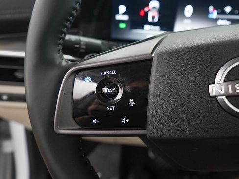 Used 2025 Nissan Murano SL AWD/4WD image 27