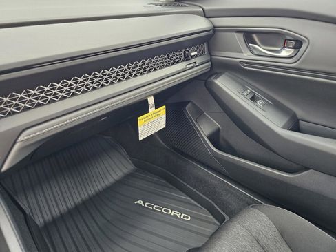 New 2026 Honda Accord SE image 28