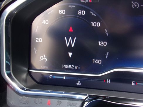 Used 2024 Chevrolet Silverado 3500 LTZ w/ LTZ Premium Package image 25