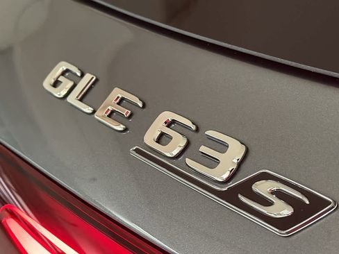 New 2026 Mercedes-Benz GLE 63 AMG S image 11