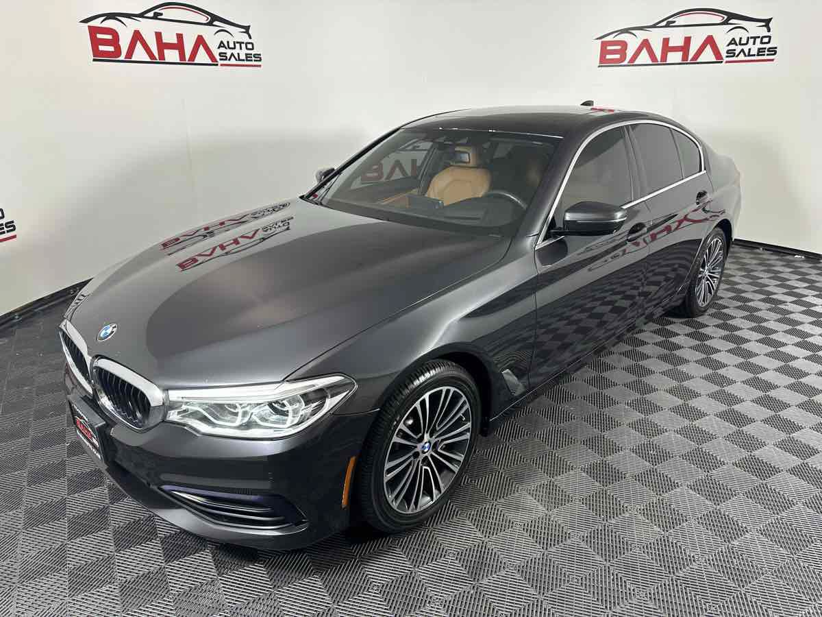 Used 2019 BMW 540i w/ Premium Package RWD image 4