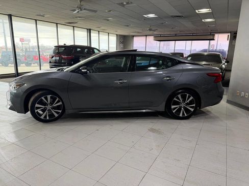 Used 2017 Nissan Maxima Platinum image 6