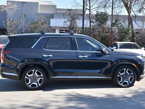 Used 2023 Hyundai Palisade SEL image 6