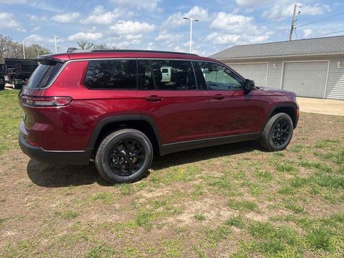 New 2026 Jeep Grand Cherokee L 4WD image 6