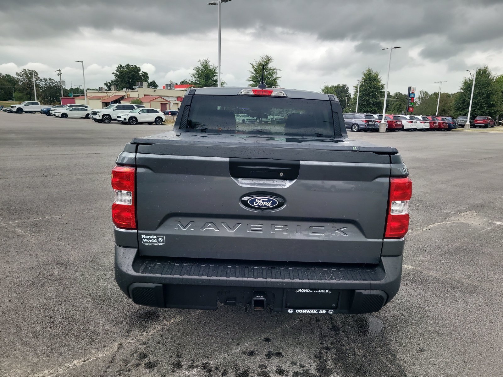 Used 2025 Ford Maverick XLT FWD image 4