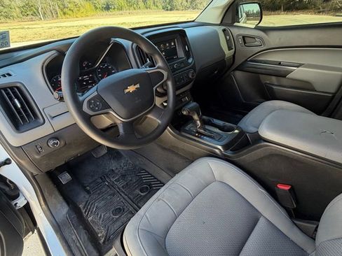 Used 2021 Chevrolet Colorado W/T w/ WT Convenience Package image 11