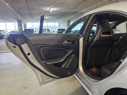 Used 2018 Mercedes-Benz CLA 250 image 29