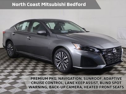 Used 2023 Nissan Altima 2.5 SV w/ SV Premium Package