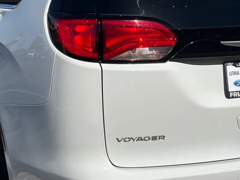 Used 2024 Chrysler Voyager LX FWD image 28