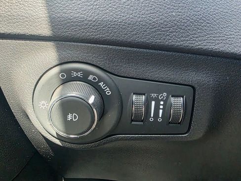 Used 2019 Jeep Compass Limited w/ Safety & Security Group AWD/4WD image 15